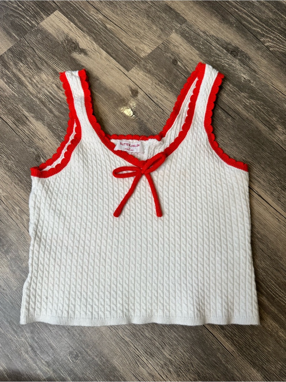 Butter Melon Womens Knit Sweater Tank White Red Contrast Trim Bow Accent Size S